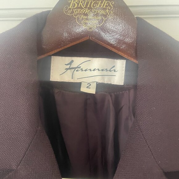 Hannah Extra Long Coat in Size 2. Burgundy, fully lined, lightweight - Picture 4 of 12